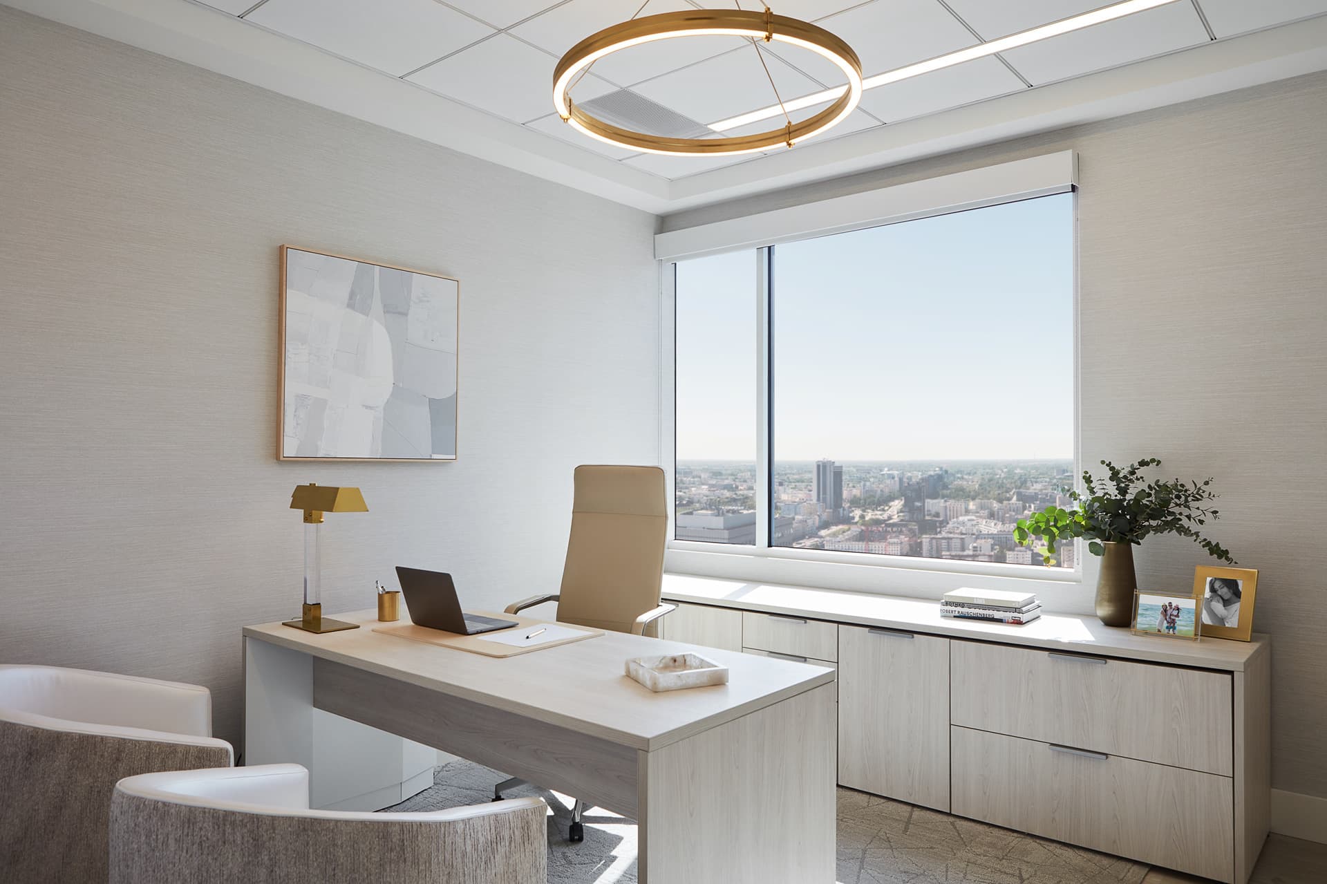 HRC interior 16
